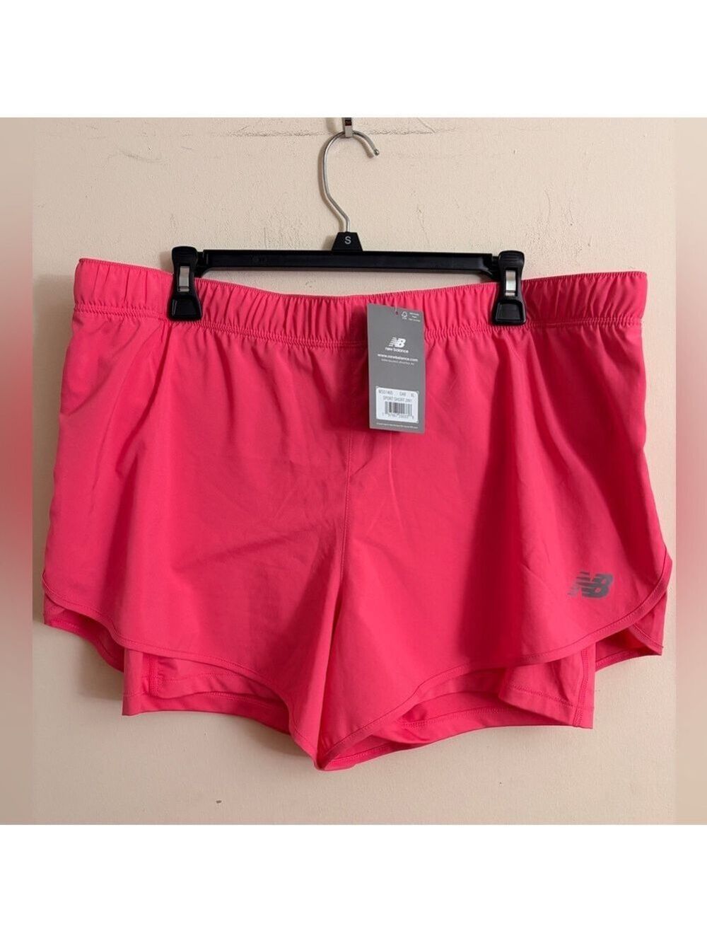 New Balance Women’s 2in1 Sport Short Size XL NWT